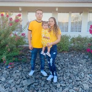 Meet your Posher, Flores